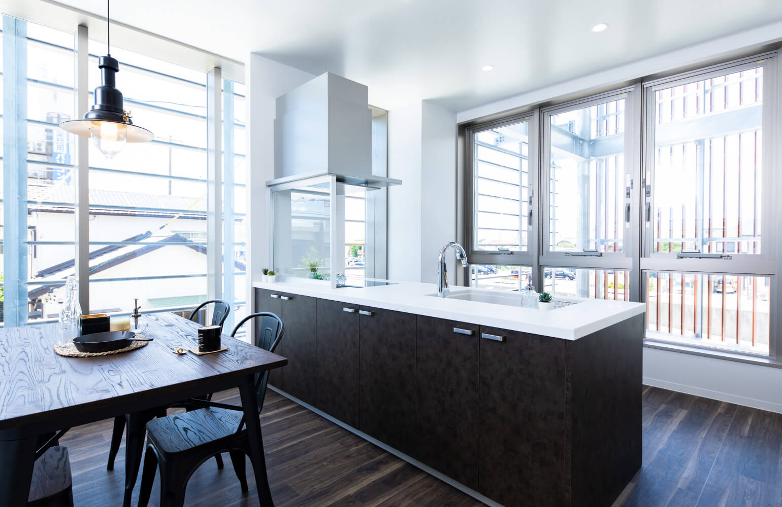 ペニンシュラキッチン